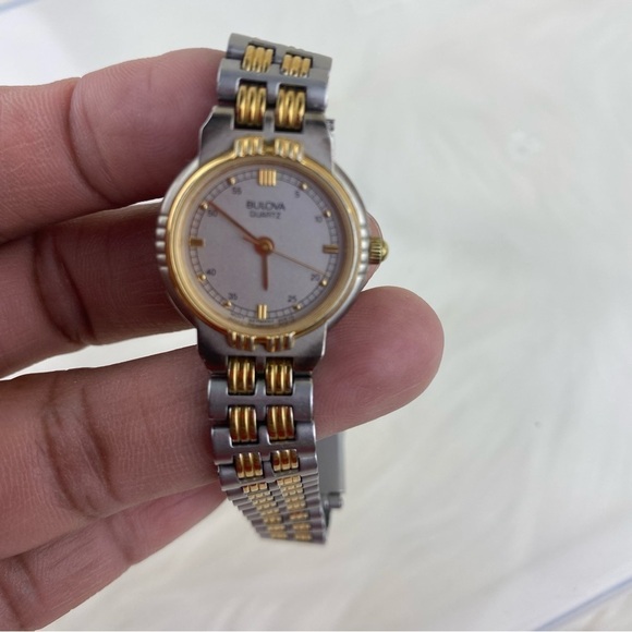 BULOVA WATCH - Picture 3 of 10